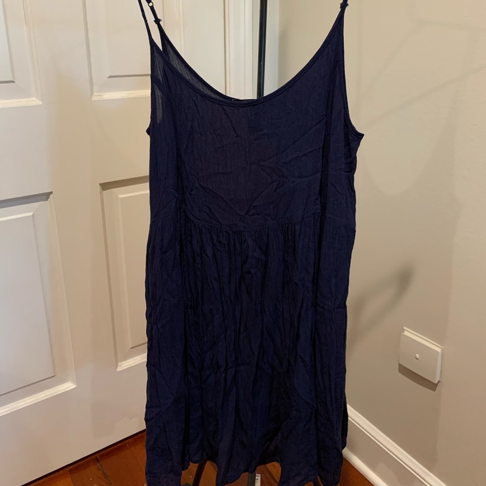 Loose navy dress